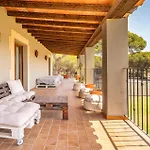 Luxurious In بيت للعطل